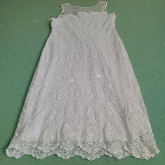 White Lace Cocktail Dress Sz 12 - Picture 2 of 8